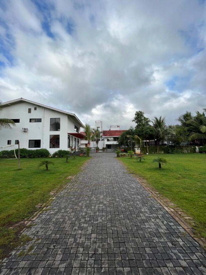 The Green Estate Resort นาสิก ภายนอก รูปภาพ